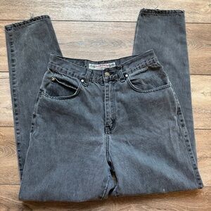 Vintage Levi’s Dark Wash Jeans